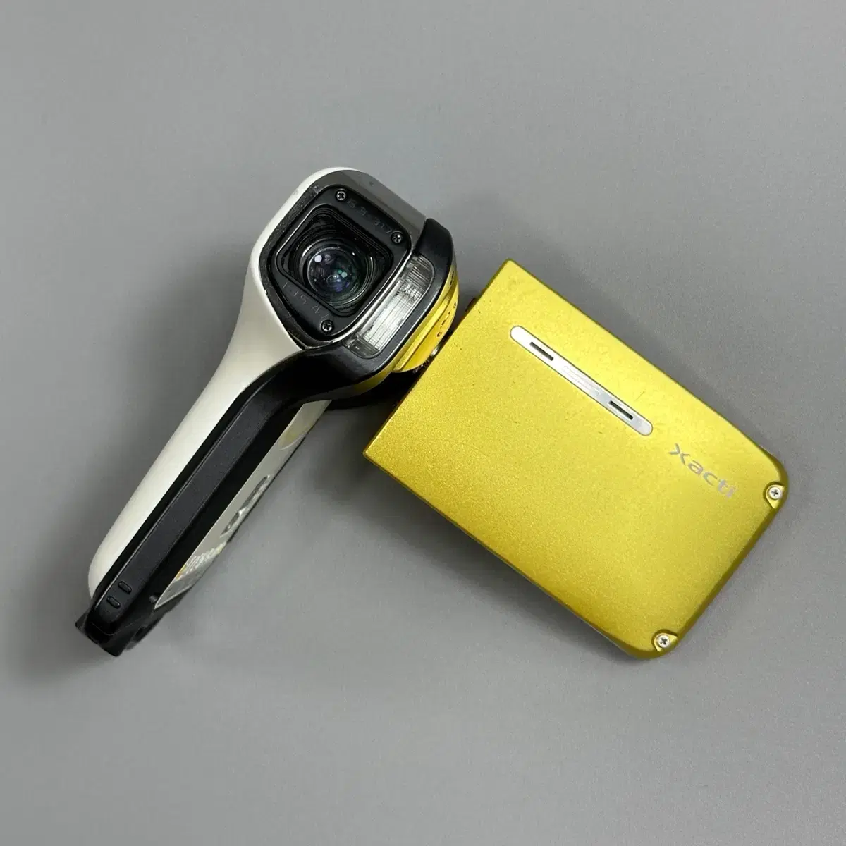 SANYO XACTI 산요작티 DMX CA65 옐로우 골드 | 브랜드 중고거래 플랫폼